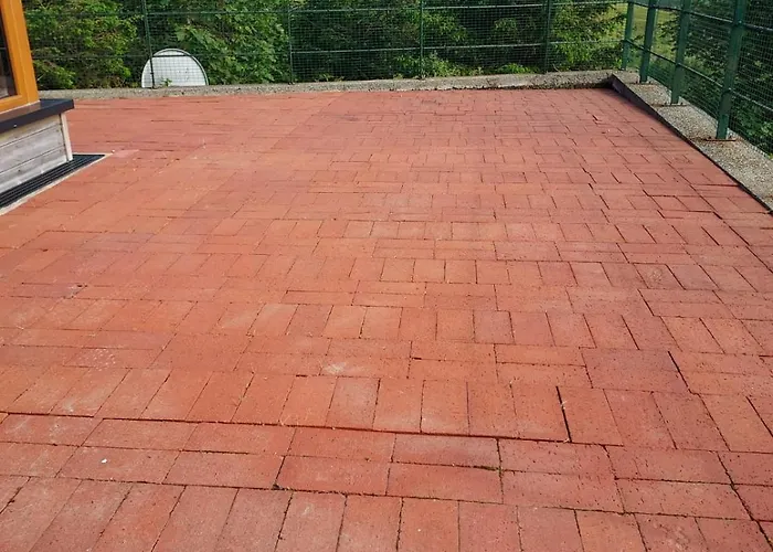 Two Bed With Sunroom And Stunning Views *